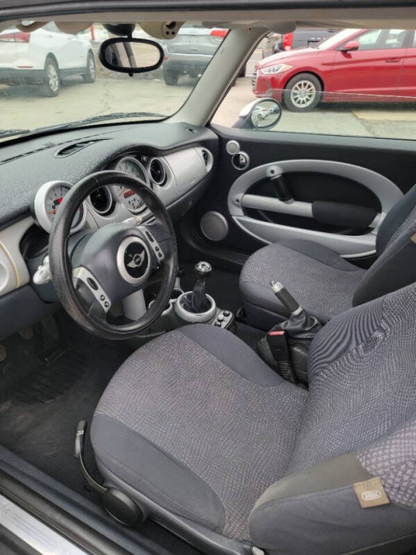 2004 MINI Cooper