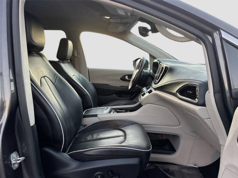 2021 Chrysler Pacifica Hybrid Limited