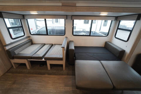 2024 Cruiser RV Shadow Cruiser 280QBS