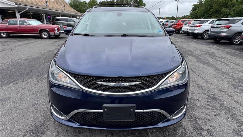 2017 Chrysler Pacifica Touring-L Plus