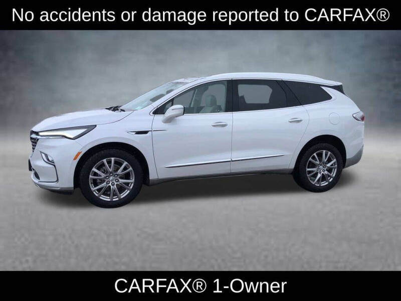 2023 Buick Enclave Premium