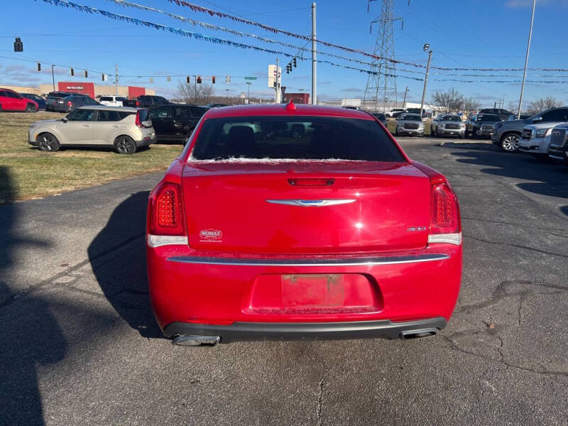 2017 Chrysler 300 Limited