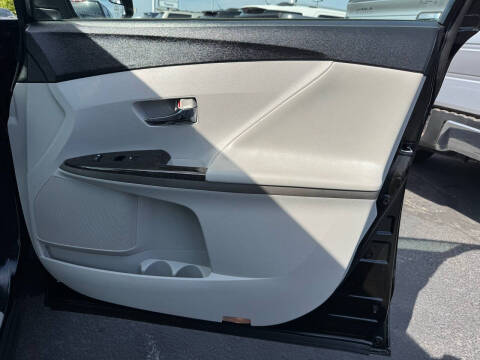 2013 Toyota Venza LE