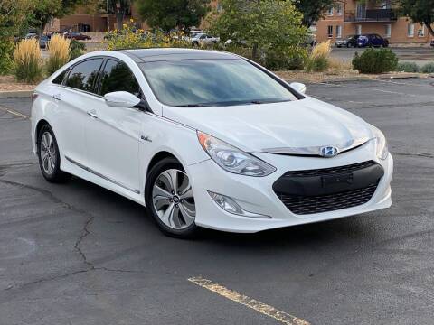 2013 Hyundai Sonata Hybrid for sale at Modern Auto in Denver CO