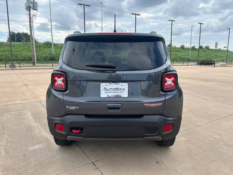 2022 Jeep Renegade Trailhawk