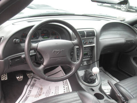 2004 Ford Mustang Mach 1 Premium