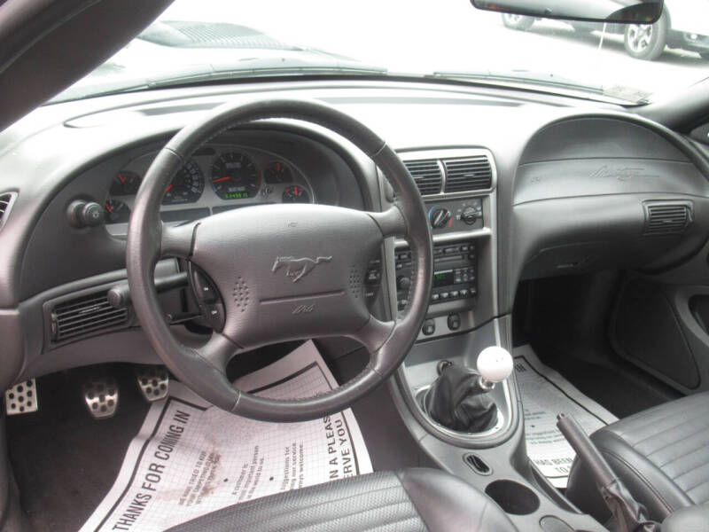 2004 Ford Mustang Mach 1 Premium