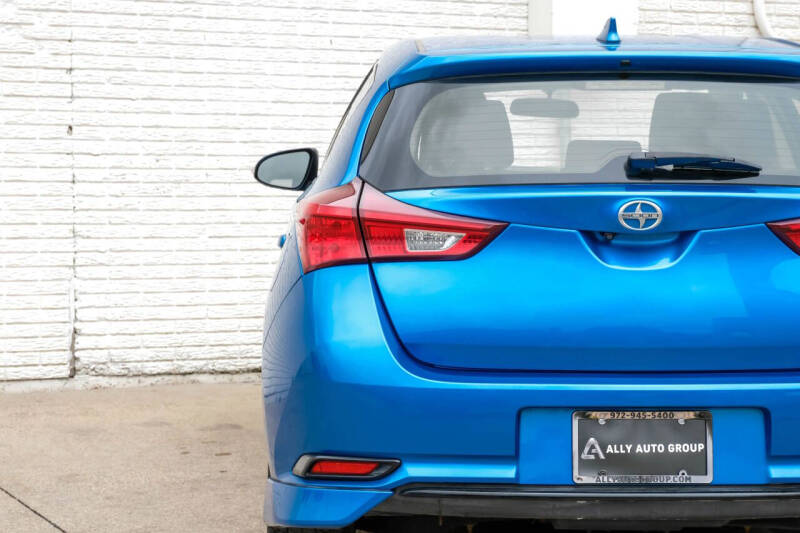 2016 Scion iM