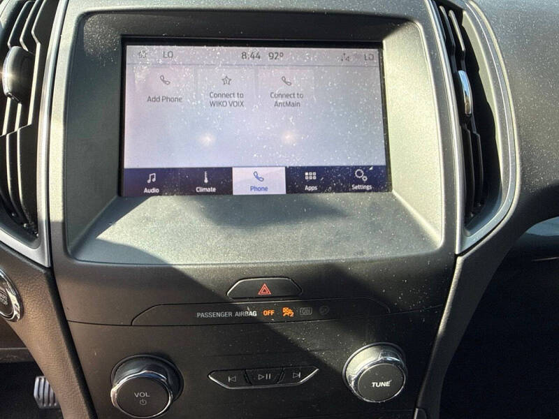 2020 Ford Edge SE