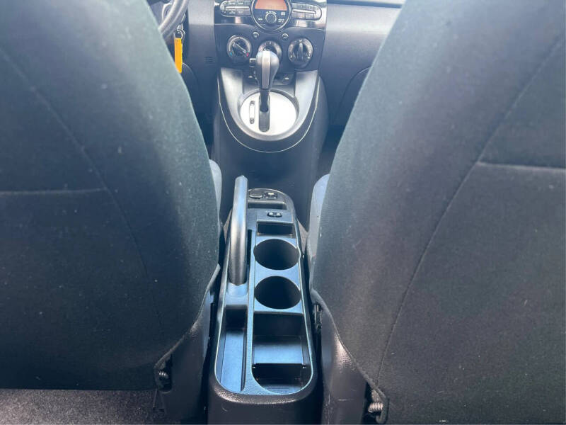 2013 Mazda MAZDA2 Sport