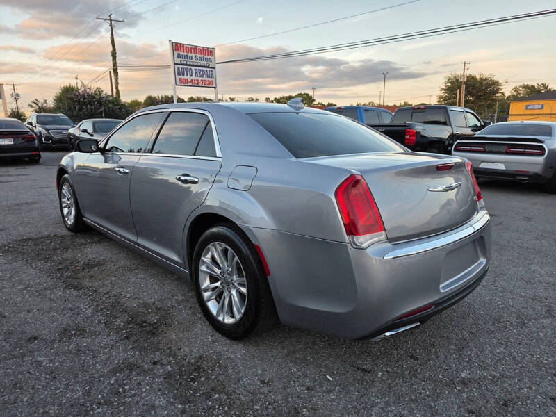 2016 Chrysler 300 C