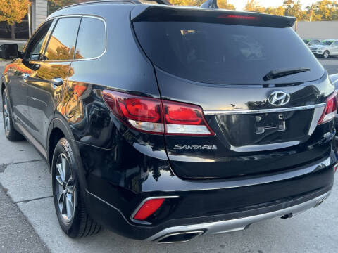 2017 Hyundai Santa Fe SE