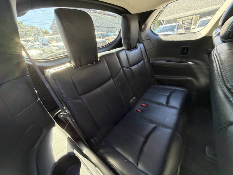 2018 Nissan Pathfinder SL