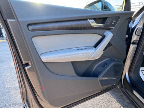 2019 Audi Q5 quattro Prestige 45 TFSI