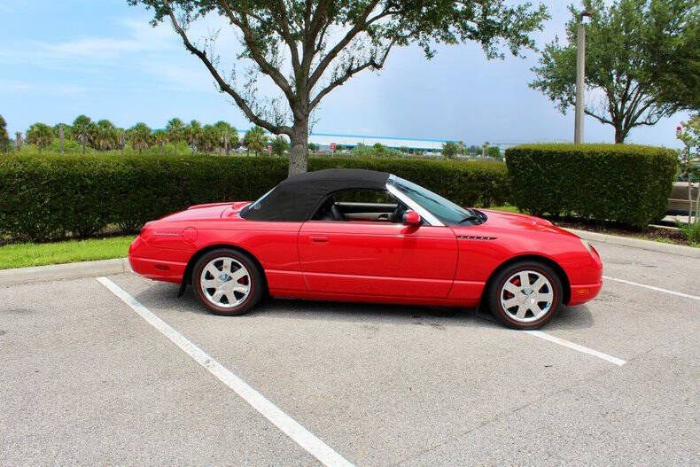 2002 Ford Thunderbird Deluxe