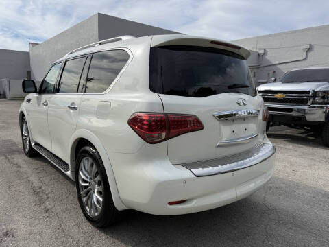 2017 Infiniti QX80 Signature Edition