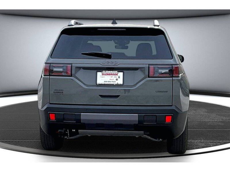 2026 Jeep Cherokee Laredo