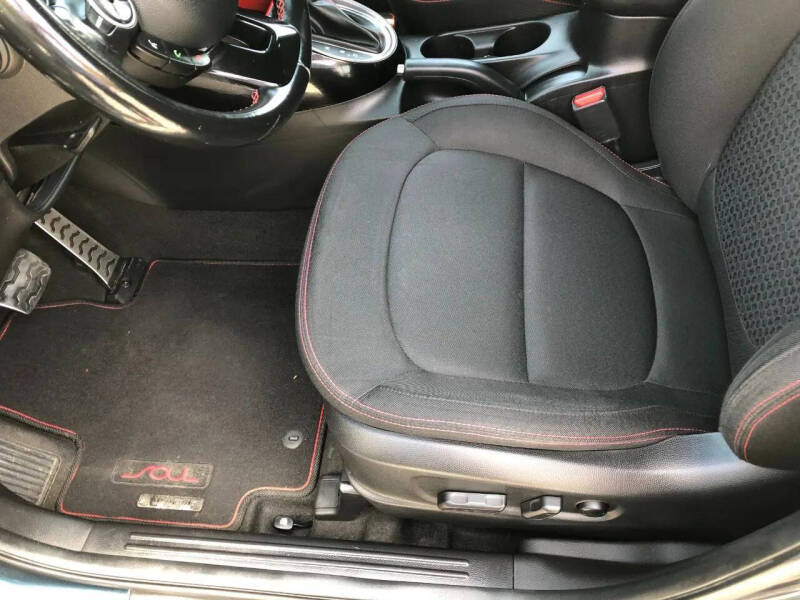 2018 Kia Soul +