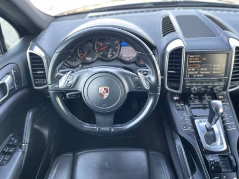 2011 Porsche Cayenne