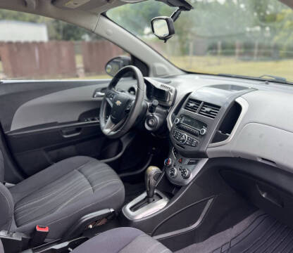 2015 Chevrolet Sonic LT Auto