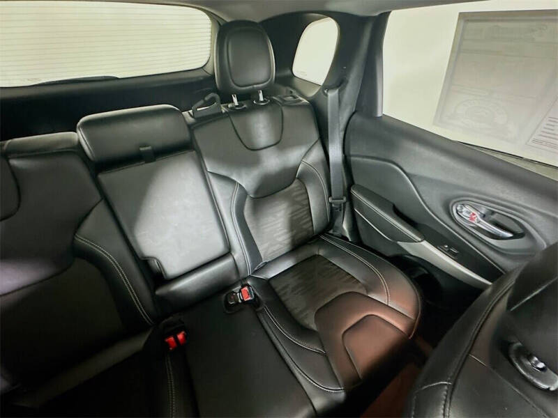 2022 Jeep Cherokee X