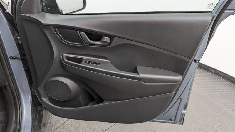 2021 Hyundai Kona SE