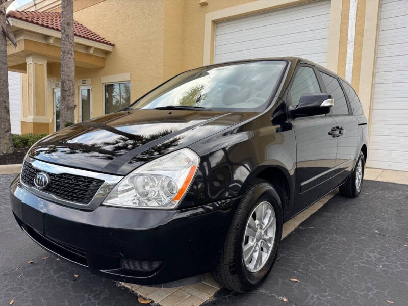 2012 Kia Sedona LX