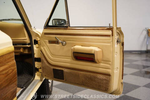 1989 Jeep Grand Wagoneer