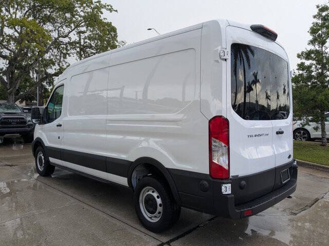 2025 Ford Transit 250