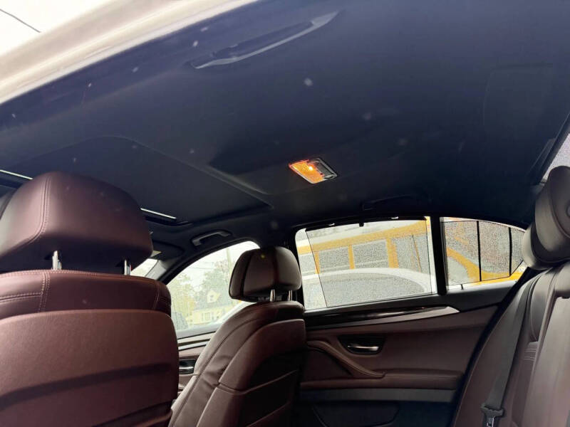 2014 BMW 5 Series 550i