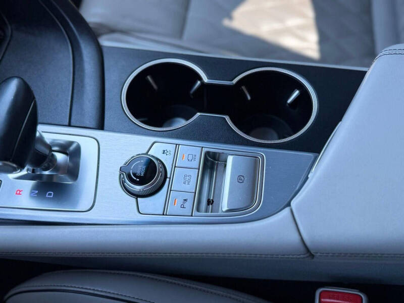 2019 Genesis G70