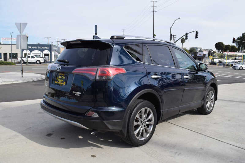 2017 Toyota RAV4 Limited