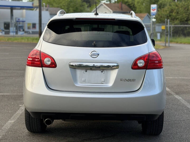 2011 Nissan Rogue S