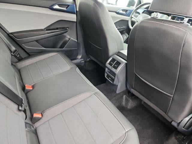 2024 Volkswagen Taos SE