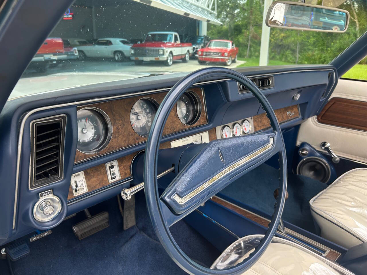 1970 Oldsmobile Cutlass 31