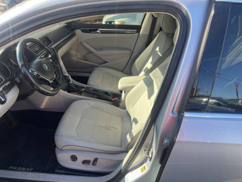 2018 Volkswagen Passat 2.0T SE