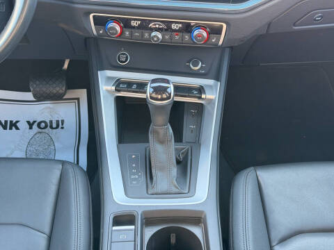 2023 Audi Q3 quattro S line Premium 45 TFSI