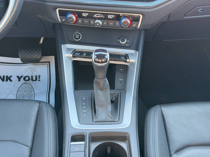 2023 Audi Q3 quattro S line Premium 45 TFSI