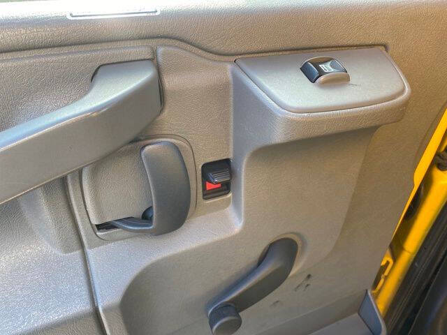 2017 GMC Savana 3500