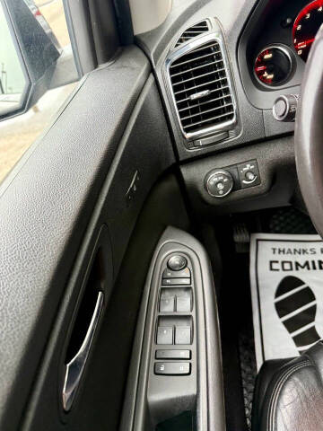 2011 GMC Acadia Denali