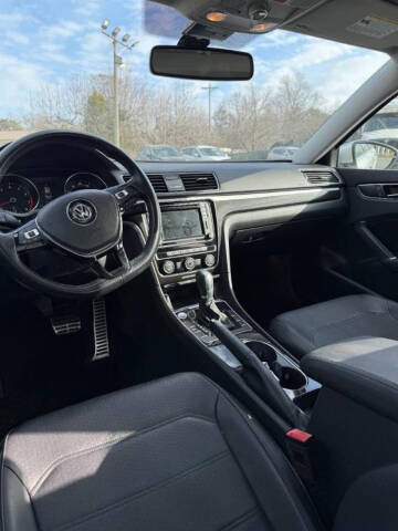 2019 Volkswagen Passat SE R-Line