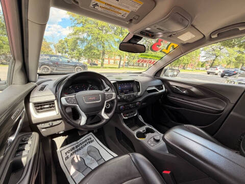 2023 GMC Terrain SLT