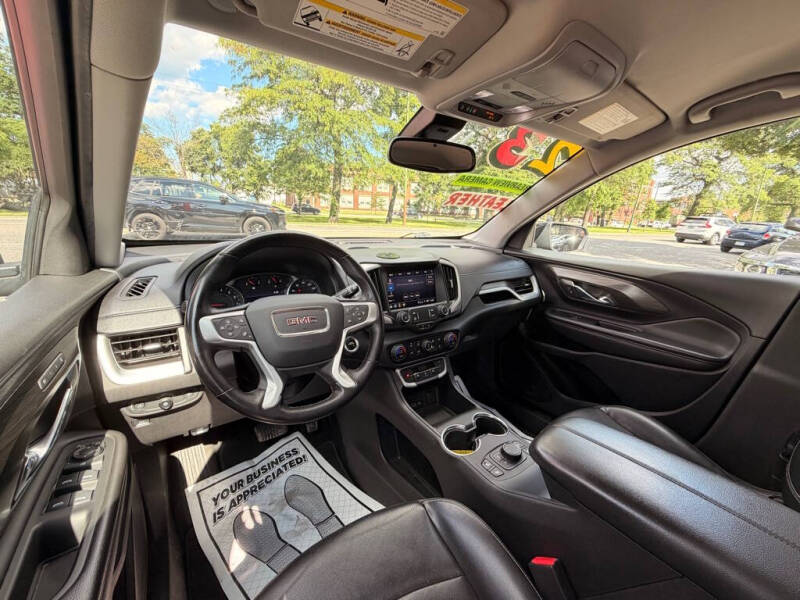 2023 GMC Terrain SLT