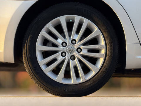 2013 Toyota Avalon Hybrid Limited