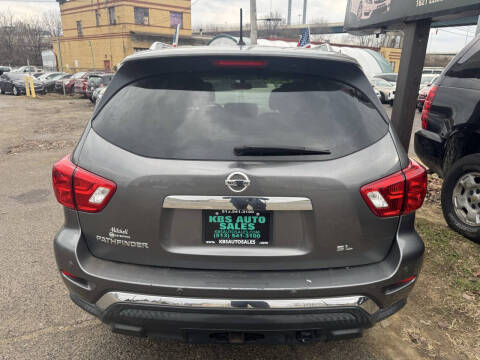 2017 Nissan Pathfinder S