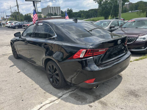 2015 Lexus IS 250 Crafted Line