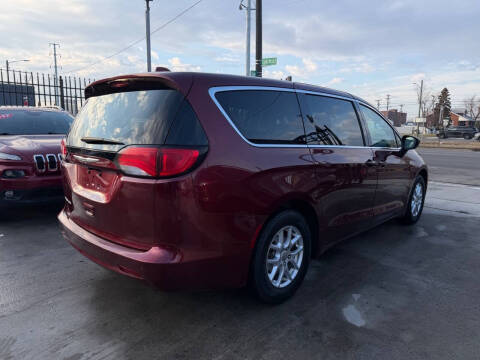 2018 Chrysler Pacifica LX