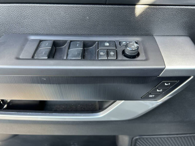 2023 Toyota Tundra Platinum