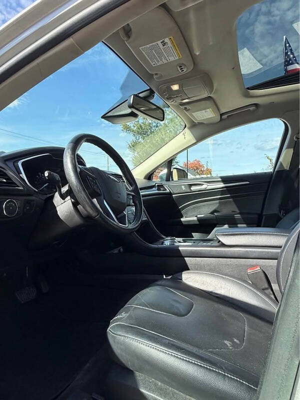 2019 Ford Fusion Hybrid Titanium