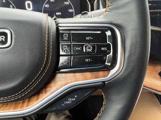 2024 Jeep Grand Wagoneer L Series III